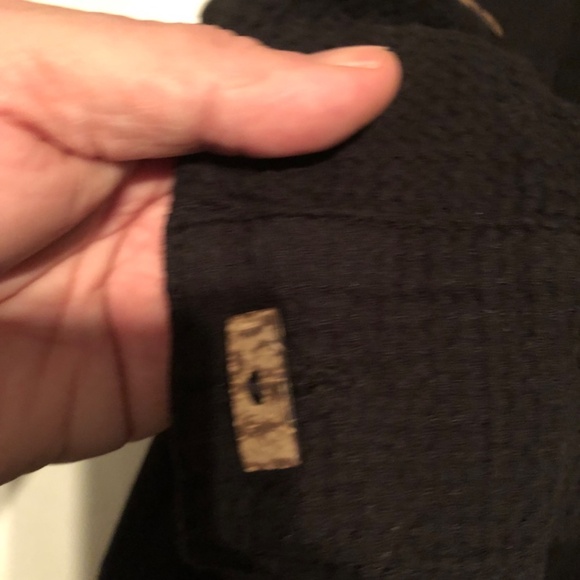 Focus Casual Life XL black coat , unique buttons, pull strings to tighten coat - Picture 2 of 10